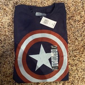 NWT Marvel Brand Captain America Shield T-Shirt